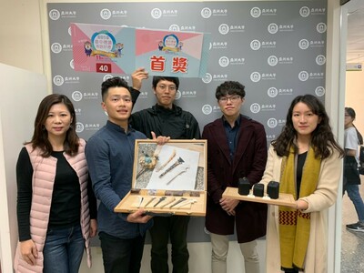 商设系学生获中市伴手礼设计竞赛首奖